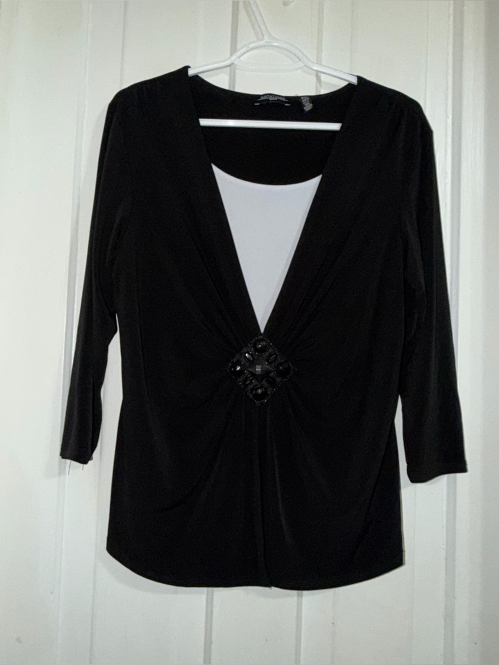 Women’s petite XL shirt top Black V-Neck Embellished Front Top